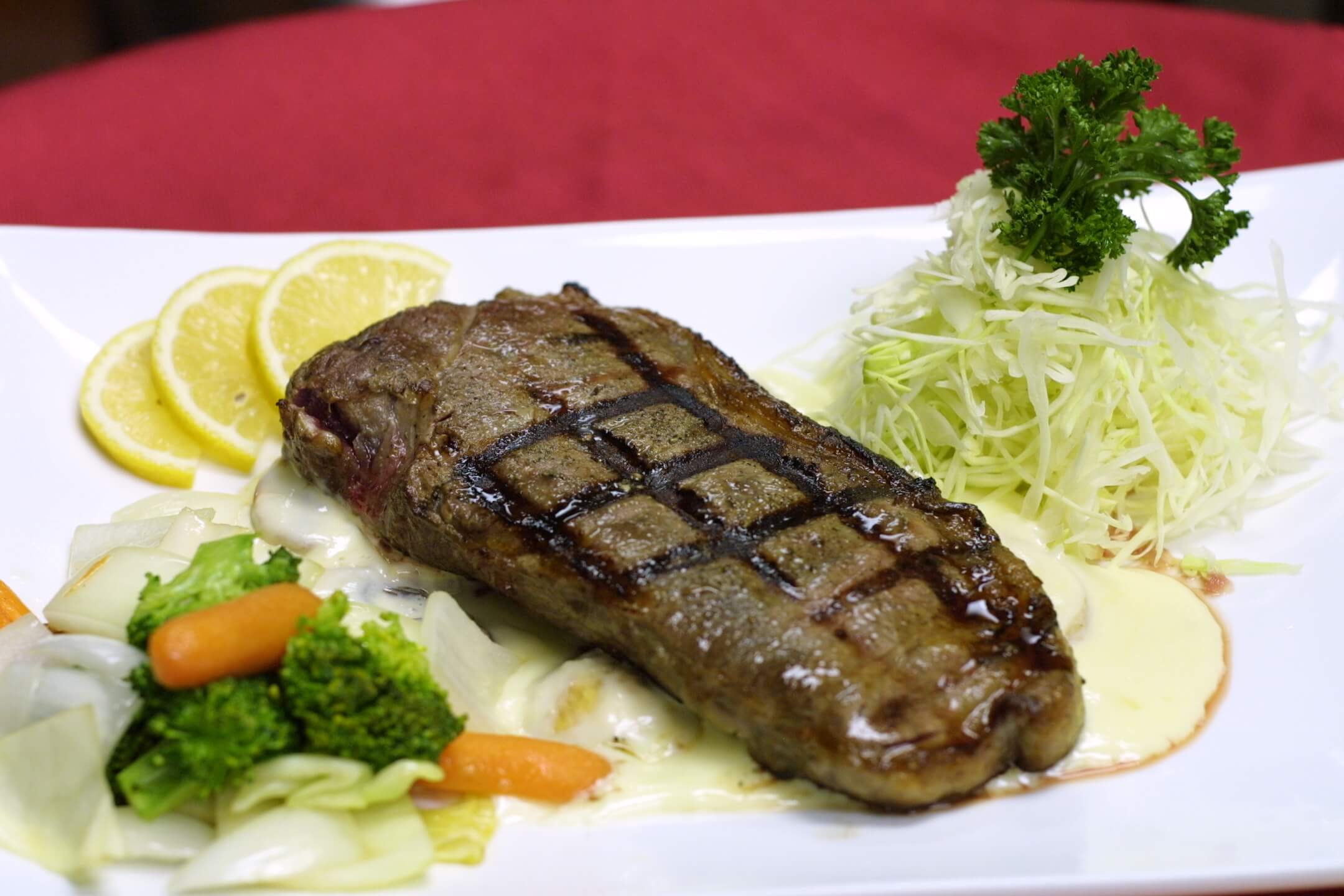 Ronnie-Sushi-NYSTEAK.JPG